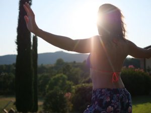 Sun Salutation bei der Bike & Yoga Woche in der Villa Rey Panicale Umbrien